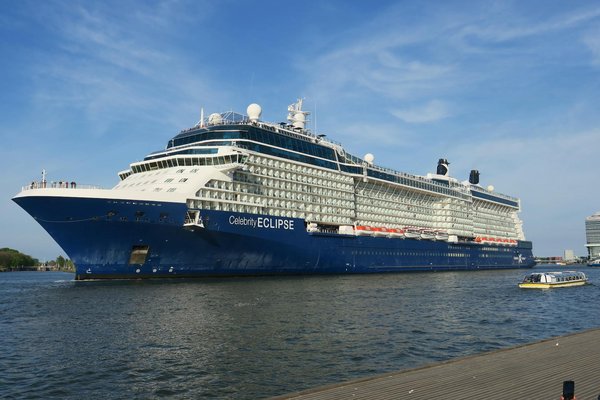 Où pratiquer le snorkeling au milieu des raies manta à Hawaii ?